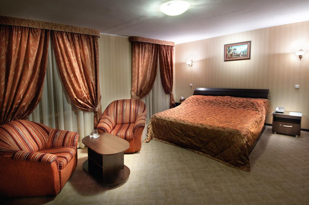 Hotel Edem Karagandy Quarto foto